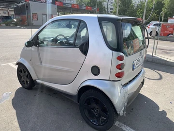 Авто smart Fortwo 2002 № 8910699