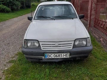 Авто Opel Ascona 1988 № 8910945