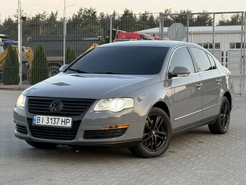 Авто Volkswagen Passat Sedan 2005 № 8911052