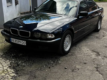 Авто BMW 7 Серия 2000 № 8911053