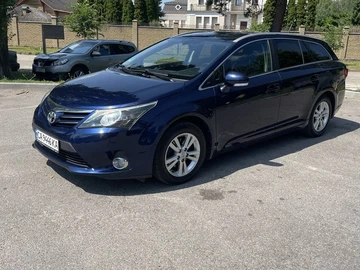 Авто Toyota Avensis 2012 № 8911175