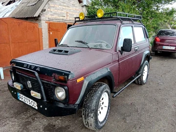 Авто ВАЗ 2121 1993 № 8911323
