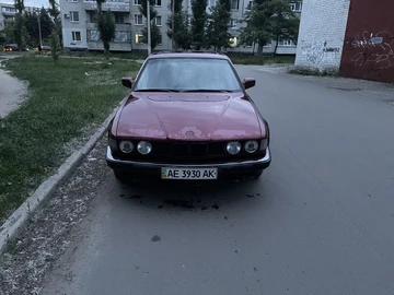 Авто BMW 7 Серия 1992 № 8911341