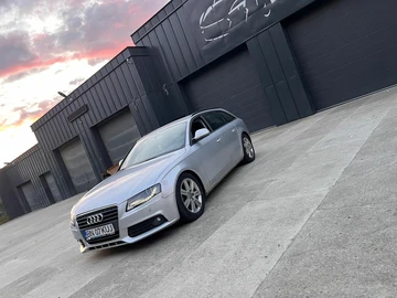 Авто Audi A4 2009 № 8911407