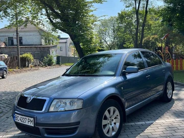 Авто Skoda Superb 2002 № 8911410