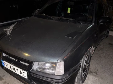 Авто Opel Kadett 1995 № 8911411