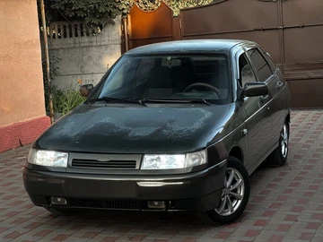 Авто ВАЗ 2112 2004 № 8911416