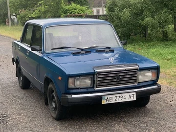 Авто ВАЗ 2107 1996 № 8911427