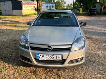 Авто Opel Astra 2005 № 8911435