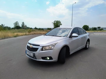 Авто Chevrolet Cruze 2011 № 8911660