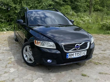 Авто Volvo V50 2009 № 8911662