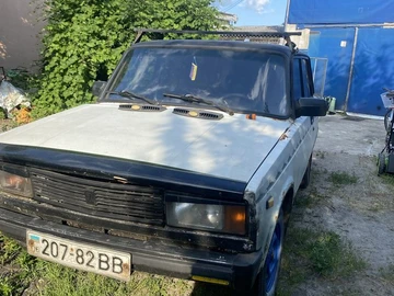 Авто ВАЗ 2104 1993 № 8911671
