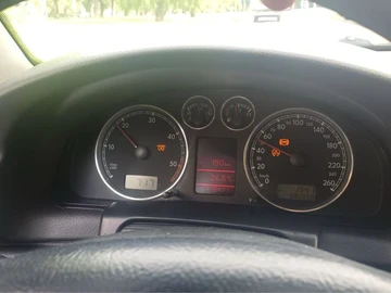 Авто Volkswagen Passat Hatchback 2004 № 8911711