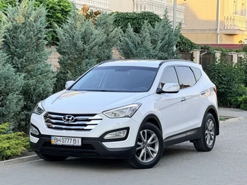 Авто Hyundai Santa Fe 2014 № 8911817