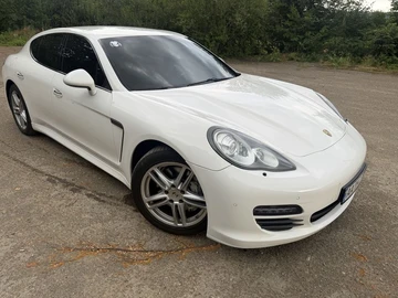 Авто Porsche Panamera 2011 № 8911927