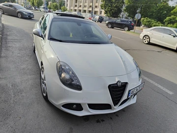 Авто Alfa Romeo Giulietta 2011 № 8912014