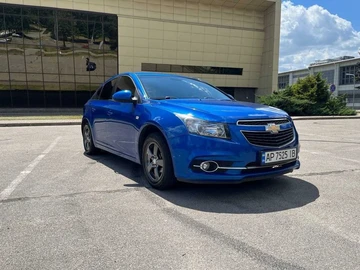 Авто Chevrolet Cruze 2010 № 8912042