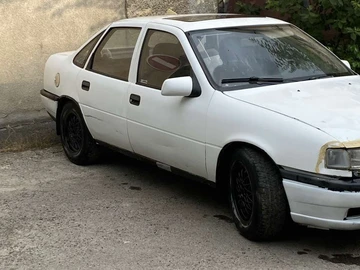 Авто Opel Gt 1993 № 8912087