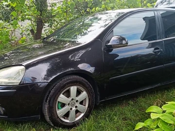 Авто Volkswagen Golf 2004 № 8912121