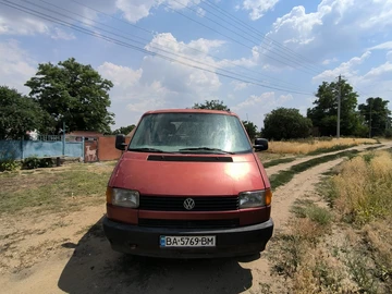 Авто Volkswagen Transporter 1993 № 8912384