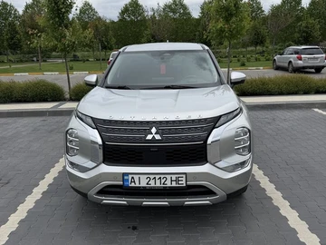 Авто Mitsubishi Outlander 2021 № 8912539
