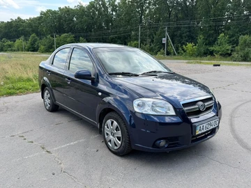 Авто Chevrolet Aveo 2013 № 8912557