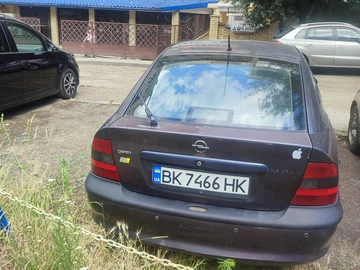 Авто Opel Vectra 1997 № 8912610