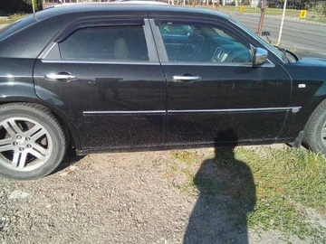 Авто Chrysler 300C 2006 № 8912752