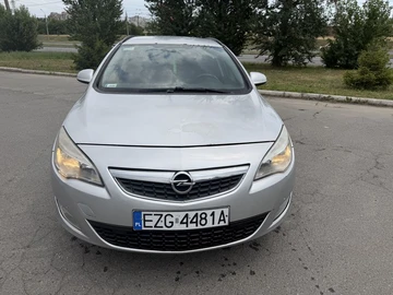 Авто Opel Astra 2012 № 8912770
