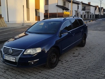 Авто Volkswagen Passat Variant 2005 № 8912782