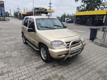Авто Chevrolet Niva 2005 № 8913308