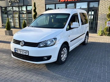 Авто Volkswagen Caddy 2013 № 8913430