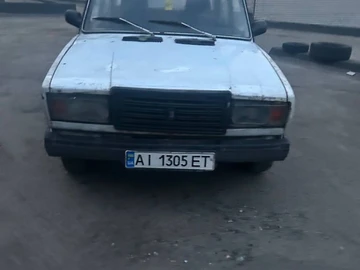 Авто ВАЗ 2107 1996 № 8913438