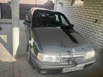 Авто Opel Vectra 1989 № 8913448