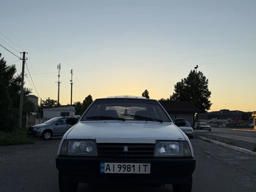 Авто ВАЗ 2109 1992 № 8913473