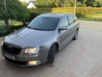 Авто Skoda Superb 2010 № 8913507