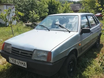 Авто ВАЗ 21099 2002 № 8913511