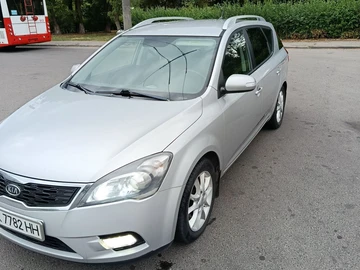 Авто KIA Cee X27 D 2010 № 8913885