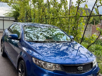 Авто KIA Cerato Forte  2010 № 8913944