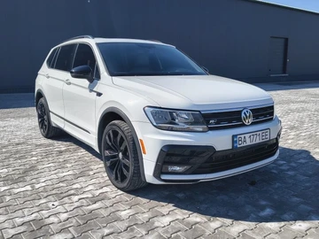Авто Volkswagen Tiguan 2021 № 8914249