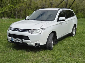 Авто Mitsubishi Outlander 2014 № 8914258