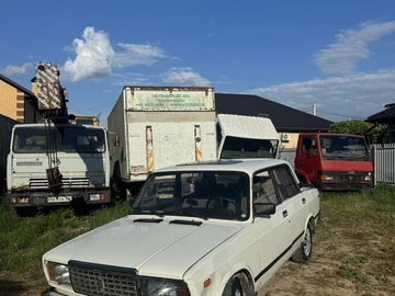 Авто ВАЗ 2107 1985 № 8914266