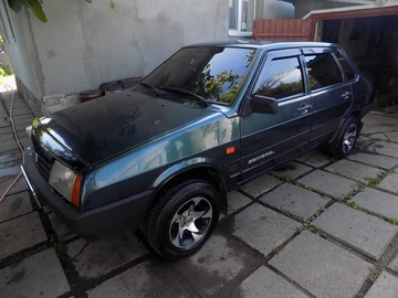 Авто ВАЗ 21099 2004 № 8914293