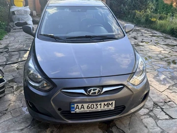 Авто Hyundai Accent 2015 № 8914373