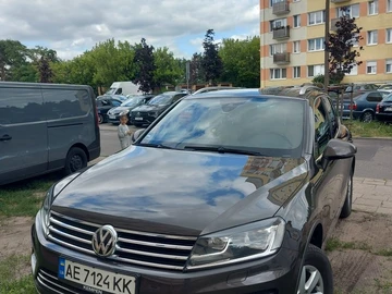 Авто Volkswagen Touareg 2015 № 8914388