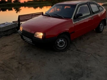 Авто Opel Kadett 1987 № 8914397