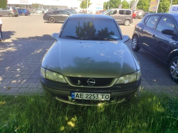 Авто Opel Vectra 1998 № 8914487