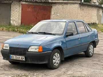 Авто Opel Kadett 1988 № 8914516