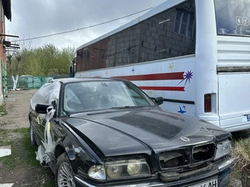 Авто BMW 7 Серия 1998 № 8915028