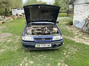 Авто Opel Vectra 1992 № 8915037